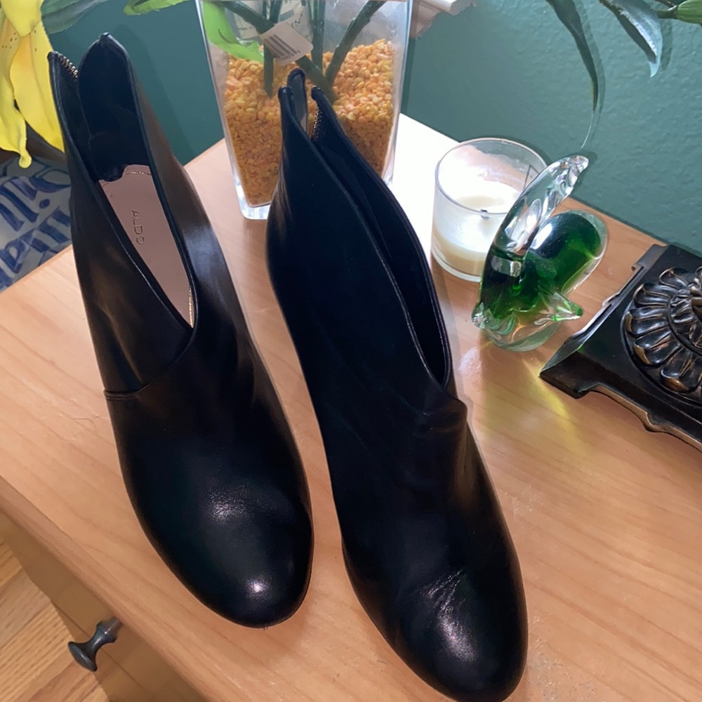 Black ankle booties